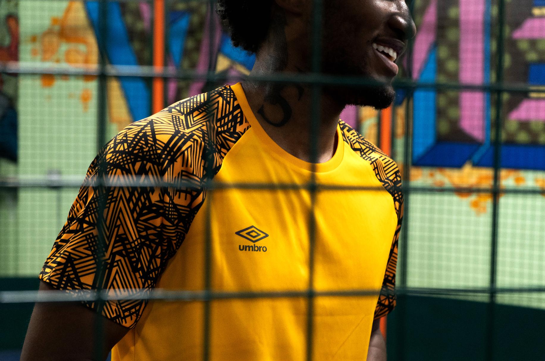 Umbro FOR SOCCER Umbro FOR SOCCER